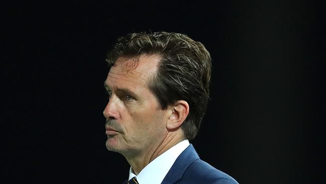 GOSFORD, AUSTRALIA — MARCH 09: Mike Mulvey coach of the Central Coast Mariners during the round 21 A-League match between the Central Coast Mariners and the Wellington Phoenix at Central Coast Stadium on March 09, 2019 in Gosford, Australia. (Photo by Tony Feder/Getty Images)