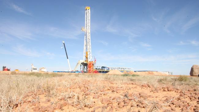 Geodynamics' drilling rig near Innamincka, pictured in 2007.