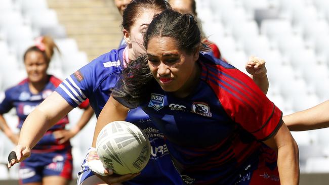 Gwen Swann with the ball for Collies. Picture: John Appleyard