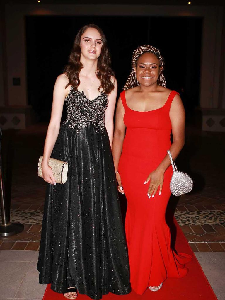 17th October 2020, Monica Petrou, Janet Eludene from Rivermount College attend their year 12 formal at Links hope Island Photo Paul Stevens SMP Images