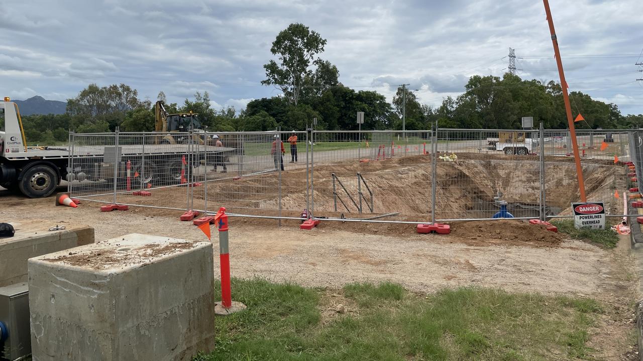 Construction on an isolation valve on Riverway Drive as part of the Ross River Dam to Douglas Water Treatment Plant Pipeline Renewal. Picture: Leighton Smith.