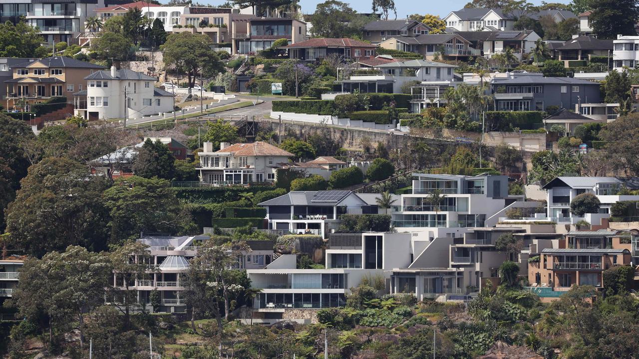 The value of homes in Sydney fell by 2.8 per cent over the last quarter. Picture: NCA NewsWire / David Swift