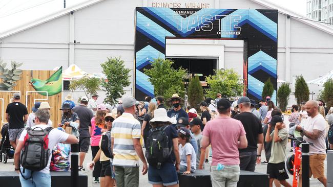 Entrance to The Taste of Summer. Salamanca area on New Year’s Day with many people out and about. Picture: Nikki Davis-Jones.