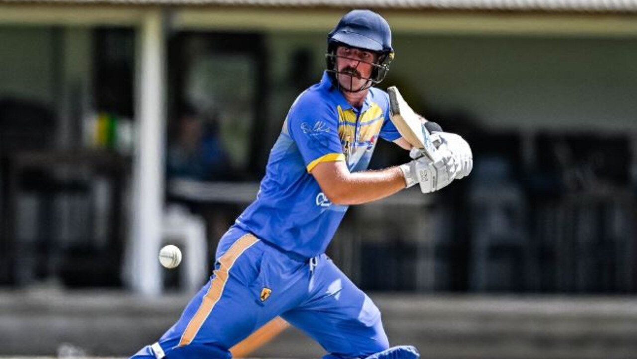 Matt Hammond batting for Darwin. Picture: Darwin &amp; District CC.