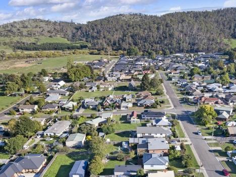 Hadspen on the South Esk River, a 15-minute drive from Launceston, has seen median rent for houses rise $100 in the 12 months to February 1, 2023. Picture: REA Group/ Parry Property