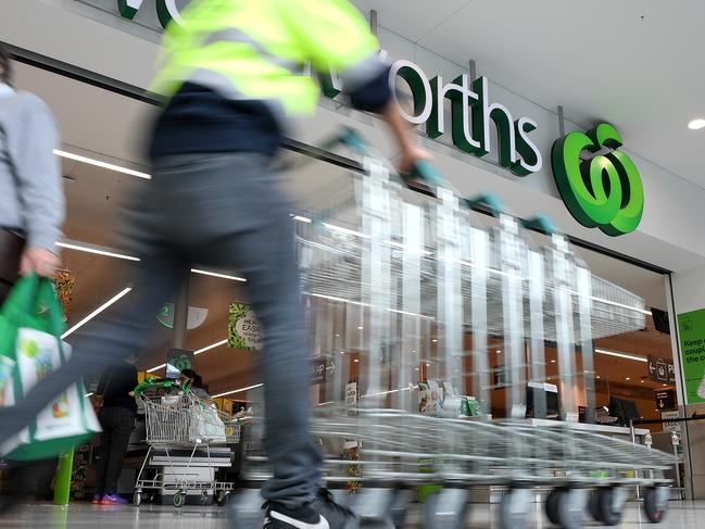 A general view of a Woolworths store at Double Bay in Sydney, Thursday, September 6, 2018. (AAP Image/Dan Himbrechts) NO ARCHIVING