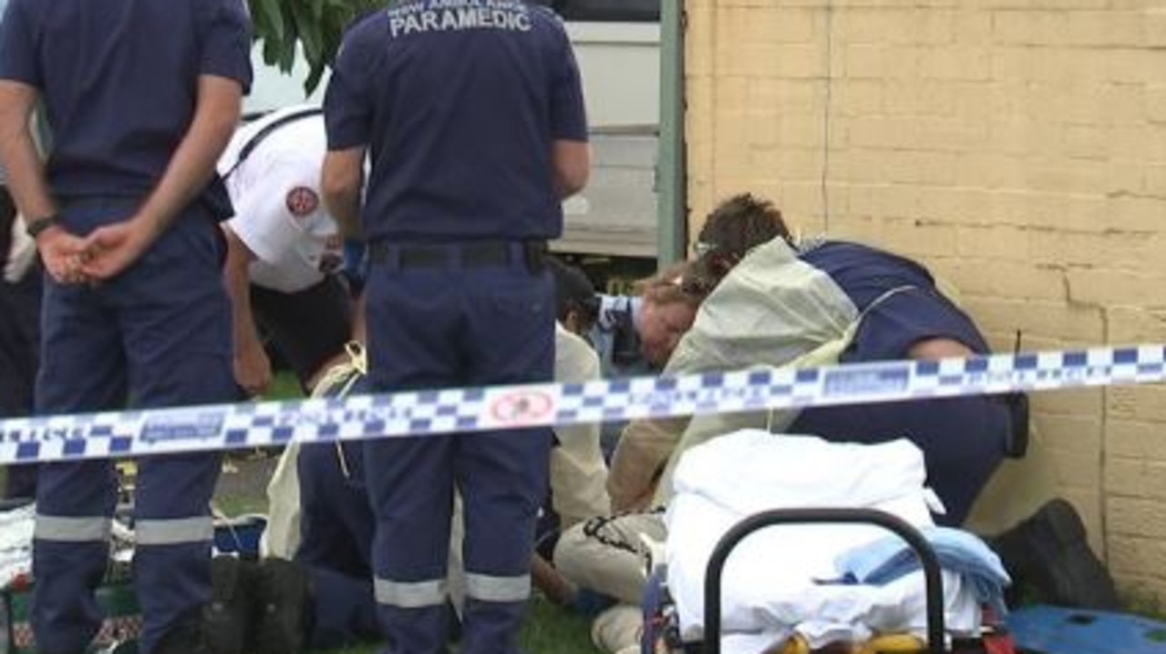 Albion Park Rail: Woman and teen charged after 17-year-old stabbed on New Year’s Eve | news.com