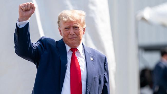 Donald Trump greets the crowd during a campaign rally in Summerville, South Carolina. Picture: Getty Images via AFP.