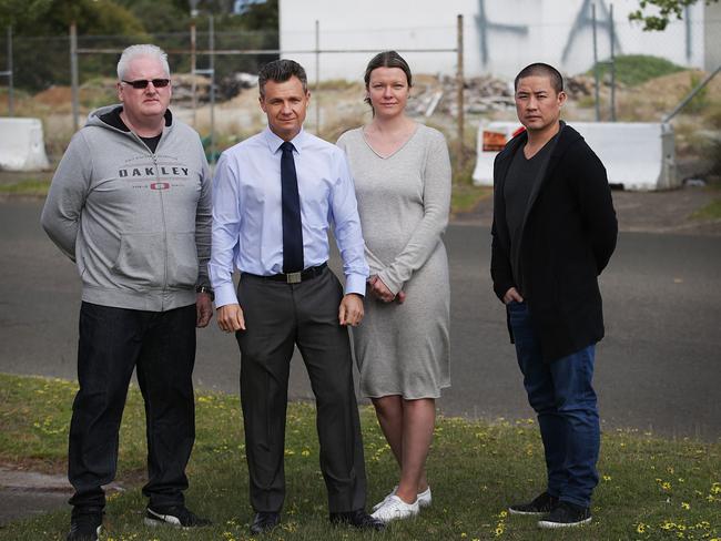 Kingsford Smith MP Matt Thistlethwaite with concerned Pagewood PS parents Byron Wood, Katia Gencur and Clement Lam. Picture: Danny Aarons