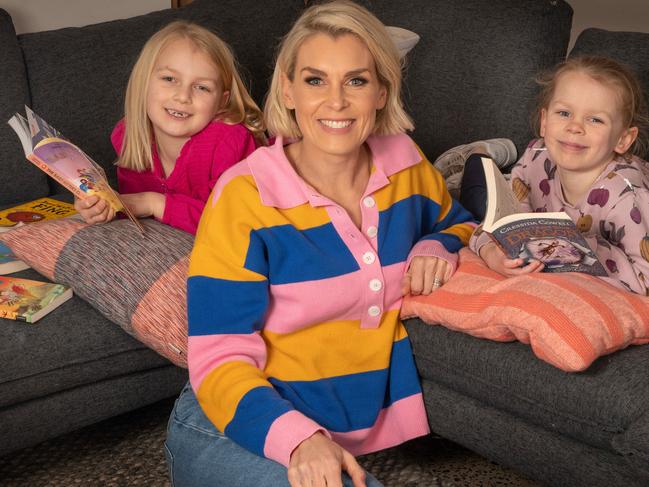 EMBARGOED FOR SMARTdaily, PLEASE DO NOT USE PRIORPLEASE CHECK WITH EDITOR TONI HETHERINGTON BEFORE USEPM's Spelling Bee 2022: Fox Footy presenter Sarah Jones is passionate about spelling and literacy, particularly as a working mum with two daughters of her own. Daughters Mila, 7, and Halle, 5. Picture: Tony Gough