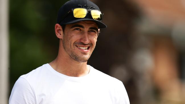 Mitchell Starc says the players are staying strong behind the ACA line.