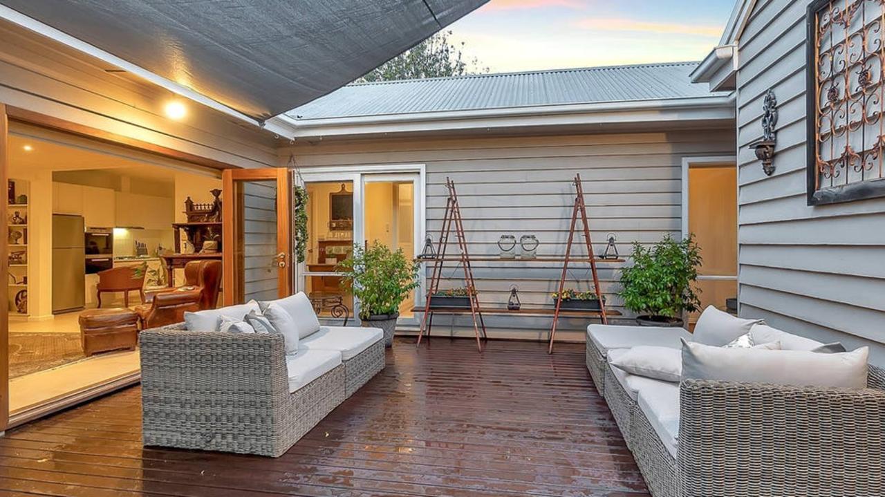 How much money you need for a house and unit deposit in Melbourne, regional Victoria The