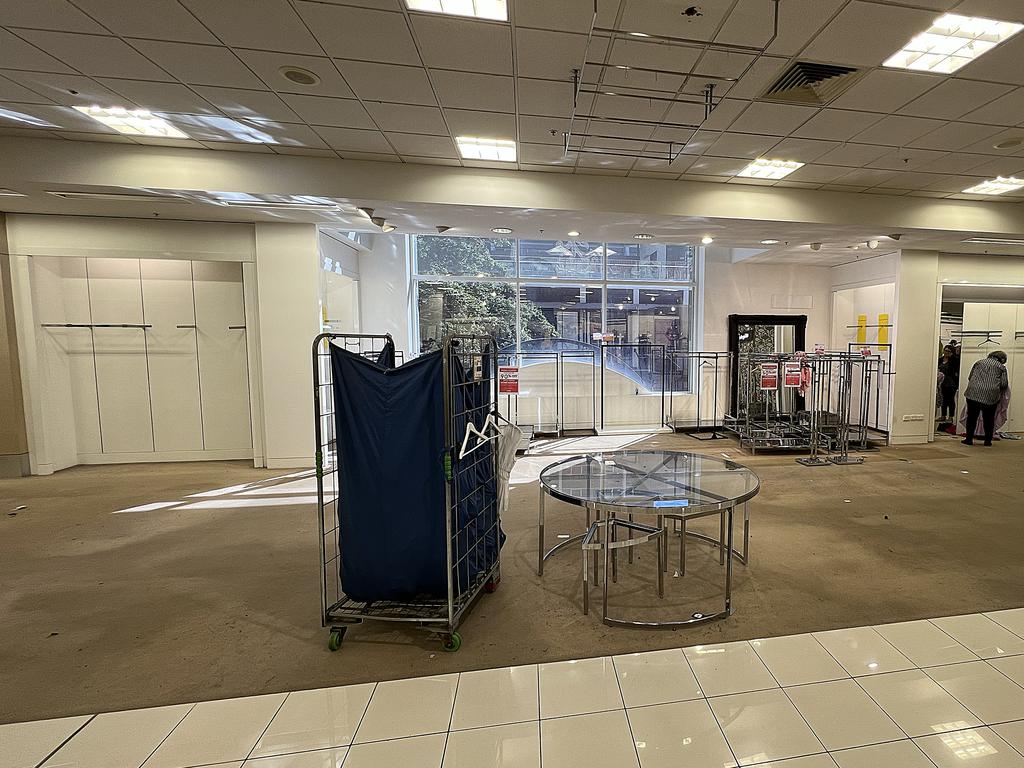 Shoppers flock to Myer’s Brisbane CBD store on its last day of trading. Picture: Lyndon Mechielsen