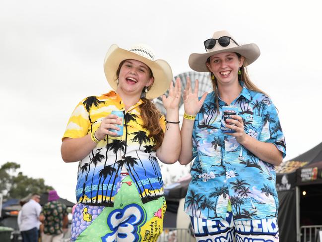 Petria Okkonen and her sister Laynae Okkonen, from Cooyar. Meatstock Festival, Toowoomba showgrounds. April 2022