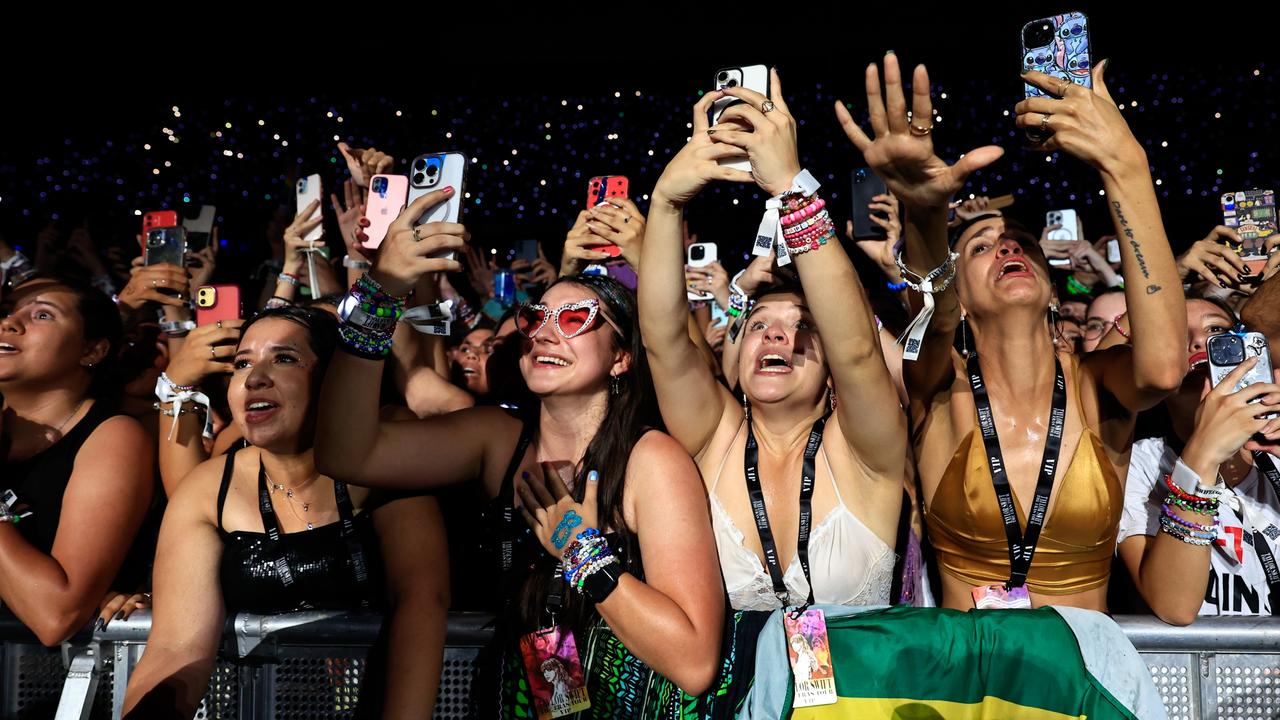 Taylor Swift's fans react during the concert in Rio de Janeiro. Picture: Buda Mendes/TAS23/Getty Images