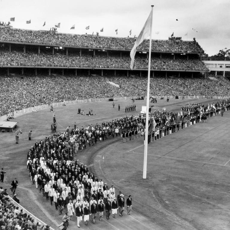 08/12/1956. Closing ceremony at the MCG. Athletes march together for the first time. 1956 Olympic Games. Melbourne Olympics. Melbourne Olympic Games.