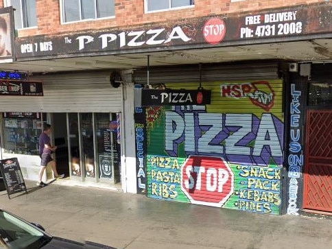 Man dead after stabbing at pizza shop