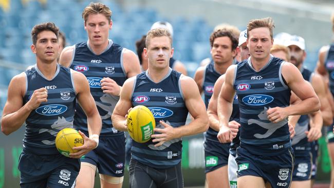 Joel Selwood is hoping for greater support this year from Nakia Cockatoo, Mark Blicavs, Mitch Duncan and Steve Motlop. Picture: Glenn Ferguson