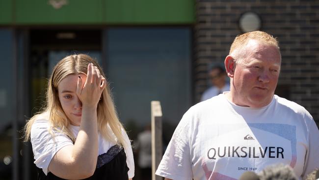 Samantha’s husband Mick Murphy and daughter Jess Murphy, speak to media outside Ballarat West Police Station. PICTURE : NCA Newswire / Nicki Connolly