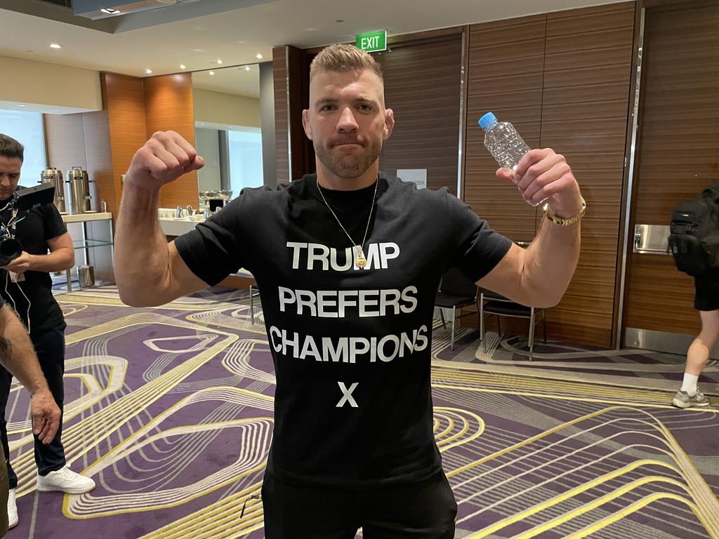 Dricus du Plessis in his 'Trump prefers champions' shirt.