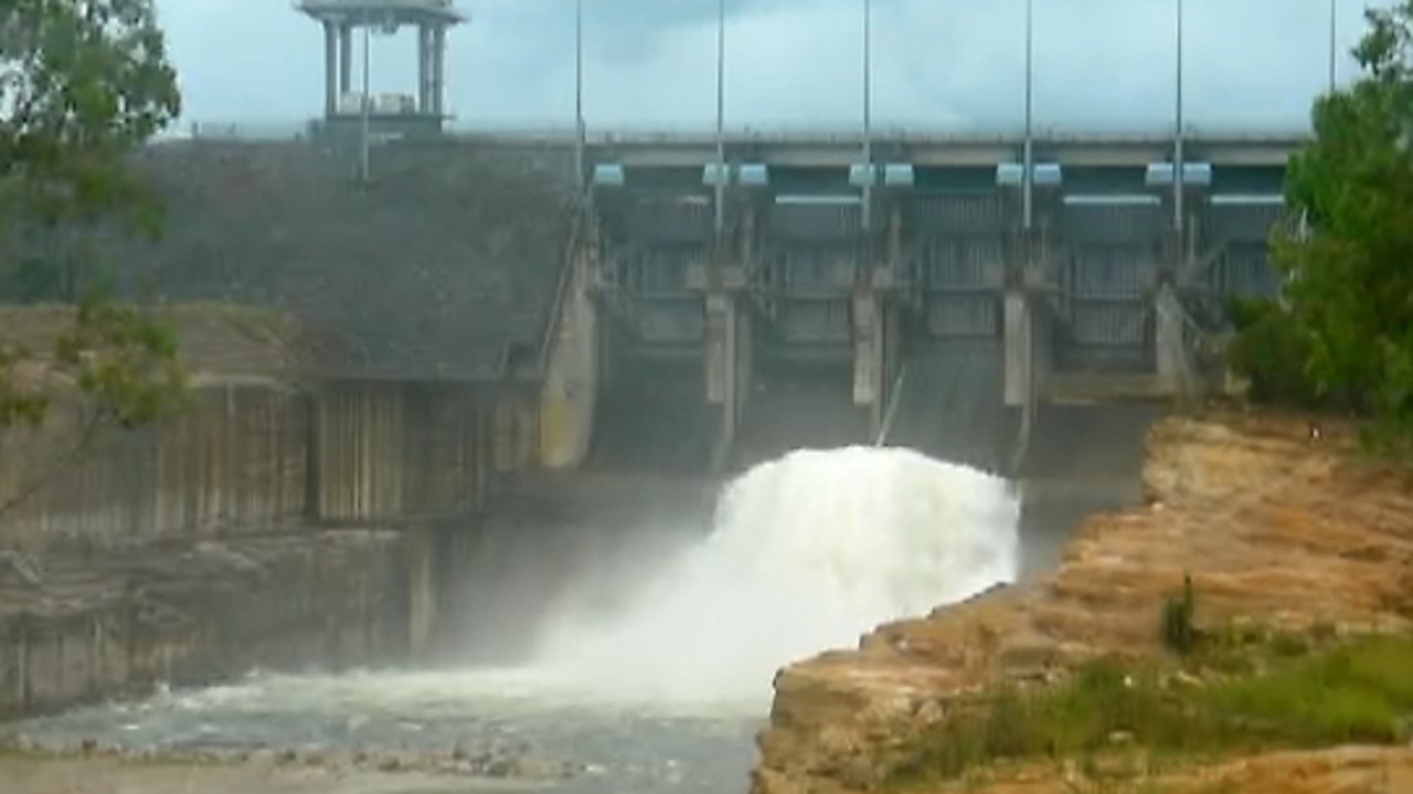 Wivenhoe Dam releases ordered, emergency flood alert active