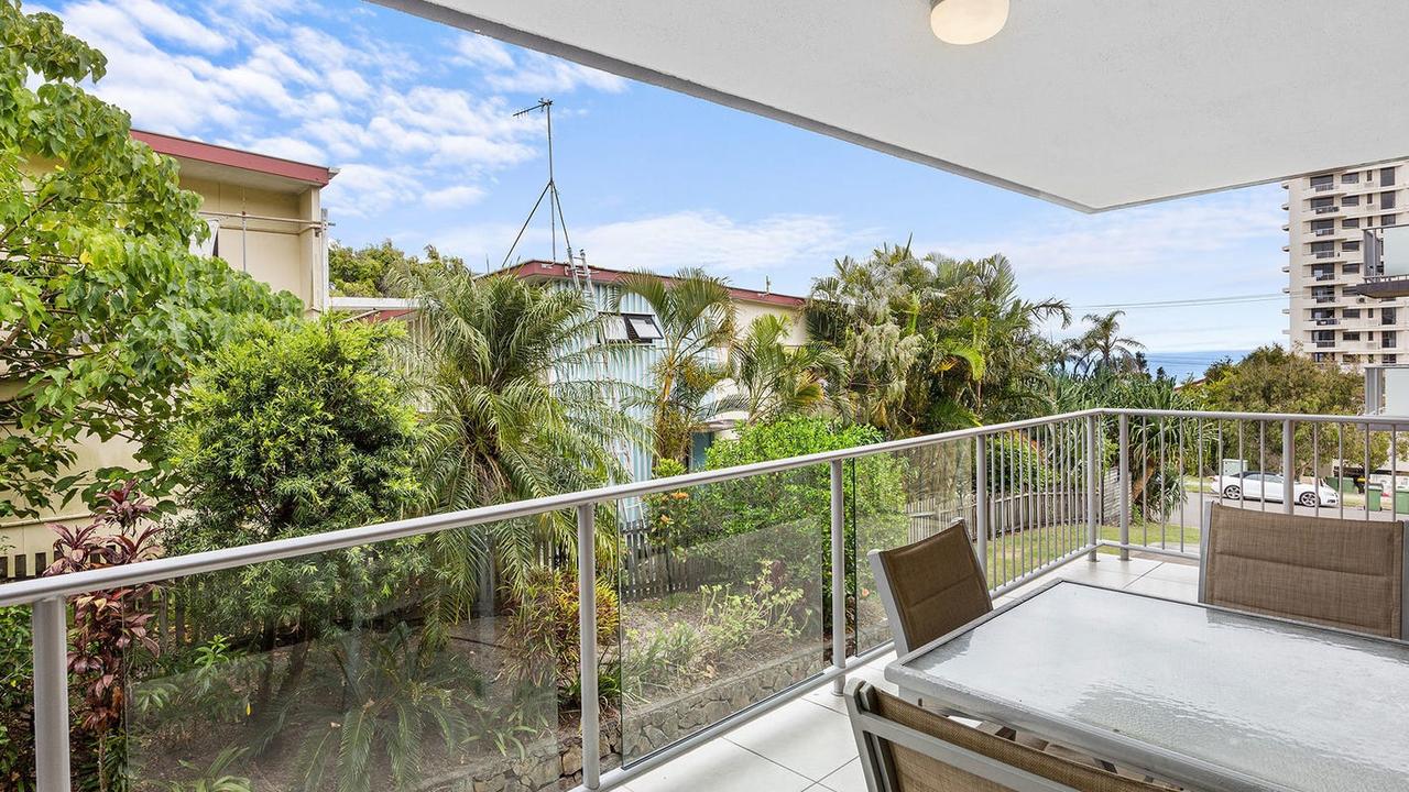 2/6 Coolum Tce, Coolum Beach.