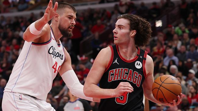 Josh Giddey (right) is set for a massive new contract with the Bulls. Photo by Michael Reaves/Getty Images)