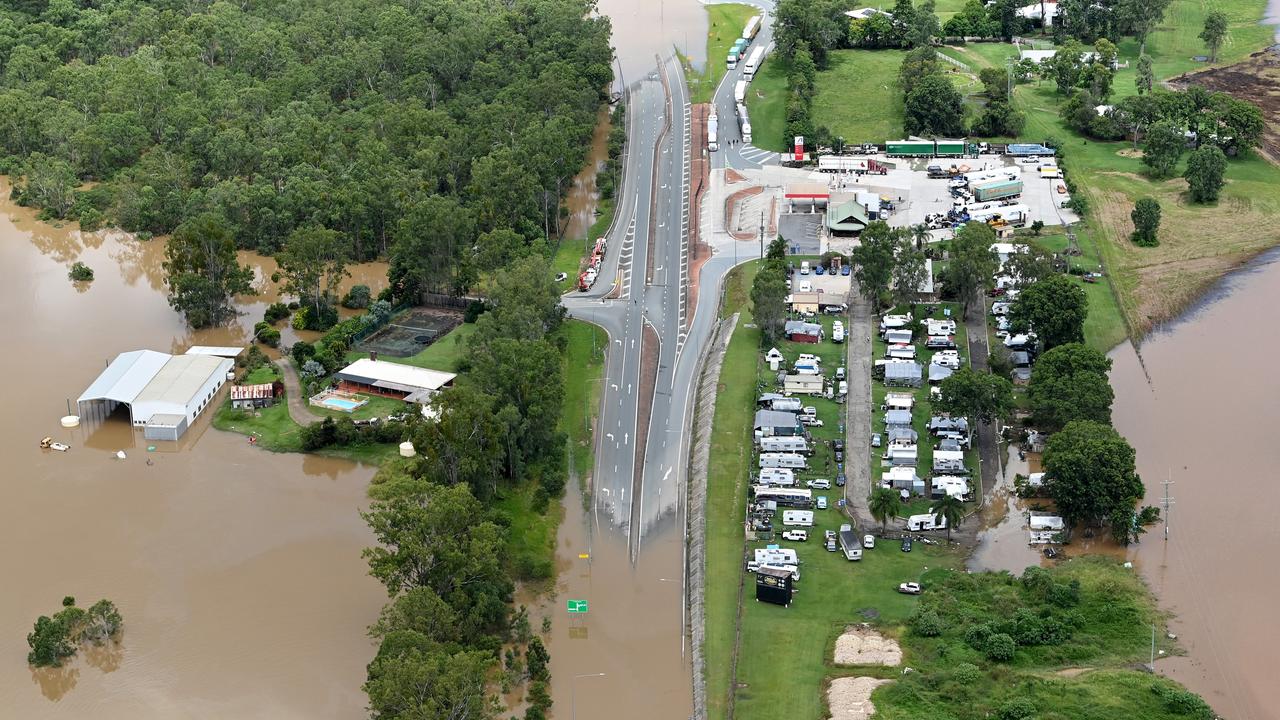 Floodwaters surround the town of Gympie on February 27, 2022. Photo: Bradley Kanaris/Getty Images