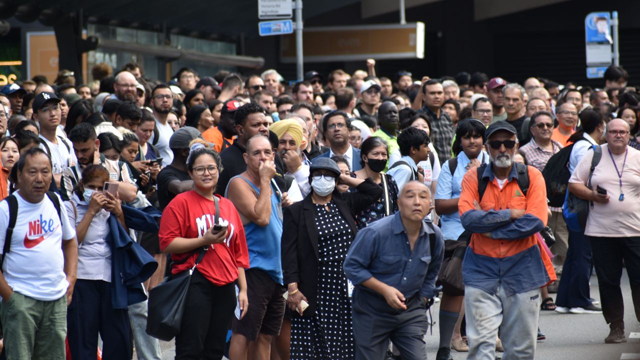 Labor Minister insists enterprise bargaining will boost dismal productivity growth