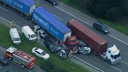 Road carnage on the Monash Freeway this morning, but the crash fortunately didn’t add to the road toll. Picture: Twitter/@JaydeCotic