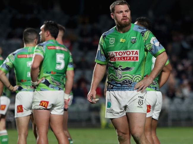 GOSFORD, AUSTRALIA - MAY 29: Elliott Whitehead of the Raiders looks dejected during the round 12 NRL match between the Sydney Roosters and the Canberra Raiders at Central Coast Stadium, on May 29, 2021, in Gosford, Australia. (Photo by Ashley Feder/Getty Images)