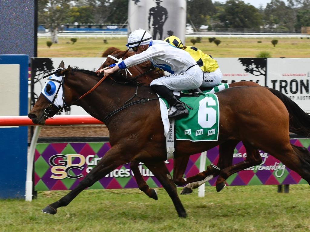 GRAFTON CUP RACE 3: TAB MOTHER'S GIFT (1400 METRES)(Online only)