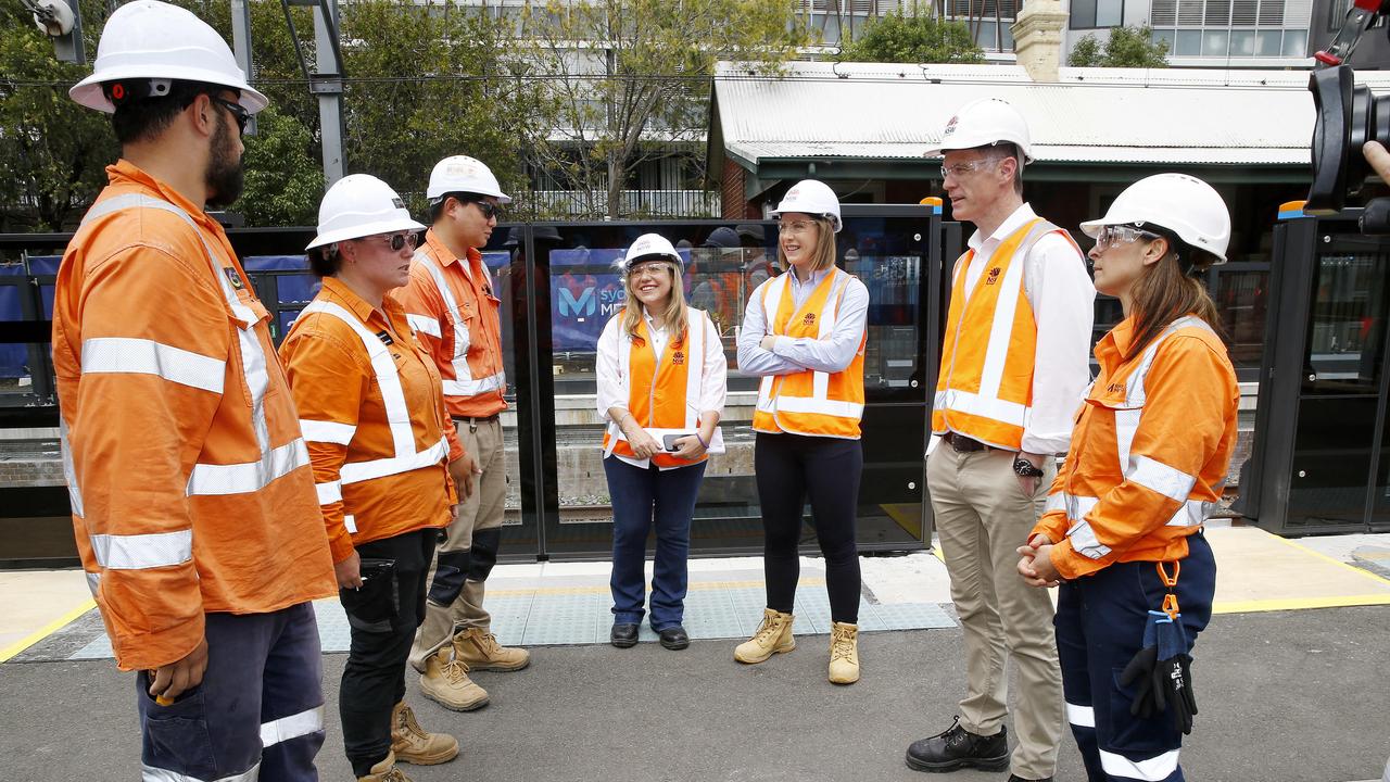 The Rail, Tram and Bus Union says it is striking because of “ongoing frustrations with the government for not sitting at the negotiating table”. Picture: NewsWire / John Appleyard