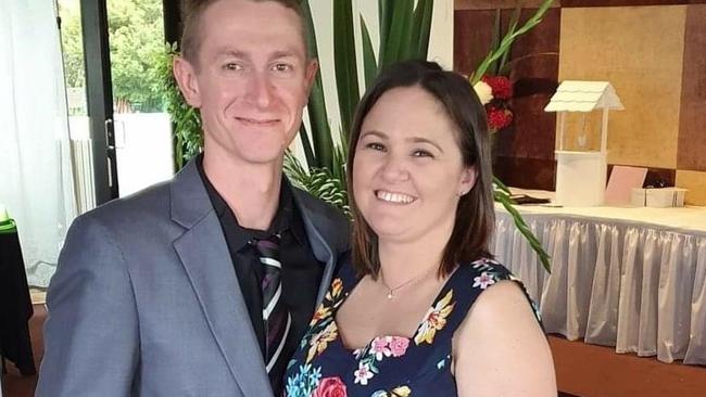 Clint Allen (left) was out with wife Bek (right) celebrating her birthday when he tragically died of stab wounds. Picture: Facebook