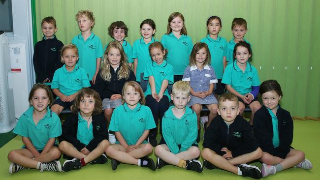Surfside Primary Class F5 Back row L-R: Albie Anderson, Harry Van Wegen, Sidney Kirsch, Sophie Weeks, Billie Phelan, Tilly Martin, Rafferty McCredden. Middle row: Ari Johnson, Audrey Robinson, Elsie Anderson, Katie Baker, Matilda Wynne. Front row: Jagga Cummins, Koby Schmidhuber, Flora Rogers, Thomas Wall, Patrick Mussetti, Maddy Brooks.