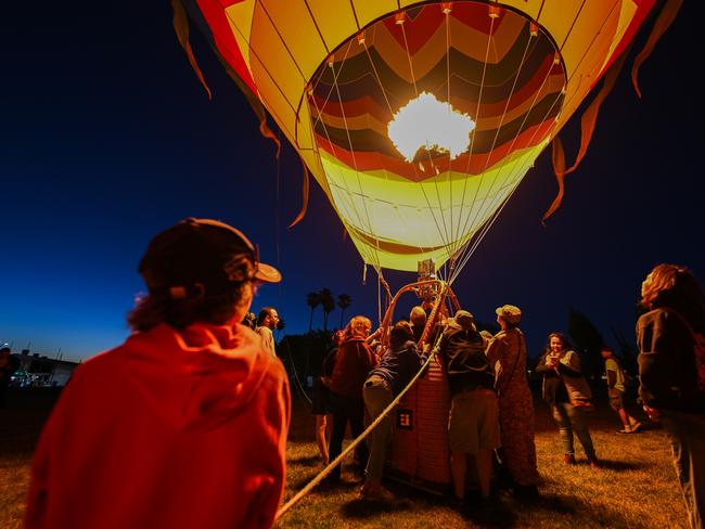 California dreaming: A crew prepares a hot air balloon at the Sonoma County Hot Air Balloon Classic. Picture: Tayfun Coskun/Anadolu Agency via Getty Images