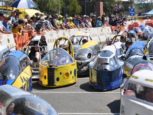 2019 Fraser Coast Technology Challenge - first lap of the race.