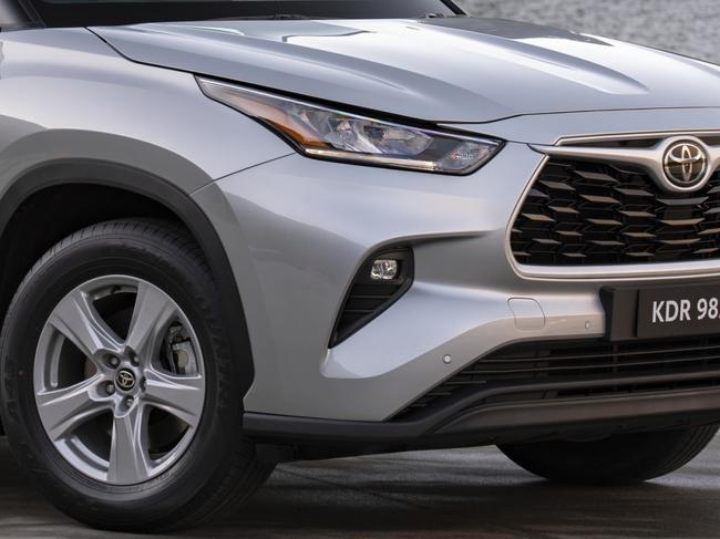 Photo of the 2021 Toyota Kluger