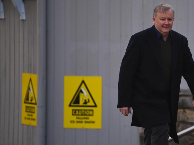 Australian Opposition Leader Anthony Albanese is seen during a visit to Thredbo in NSW, Friday, June 19, 2020. (AAP Image/Lukas Coch) NO ARCHIVING