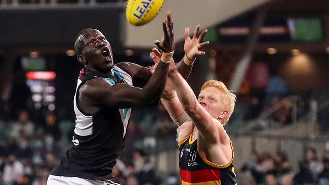 Aliir Aliir and Elliott Himmelberg contest the ball. Picture: Getty Images