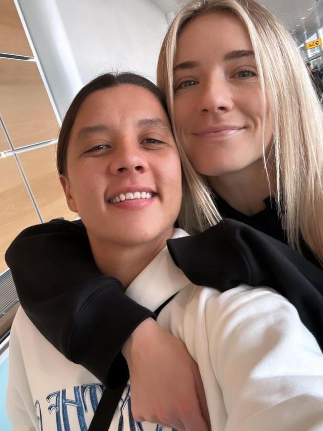 Sam Kerr with fiance Kristie Mewis.