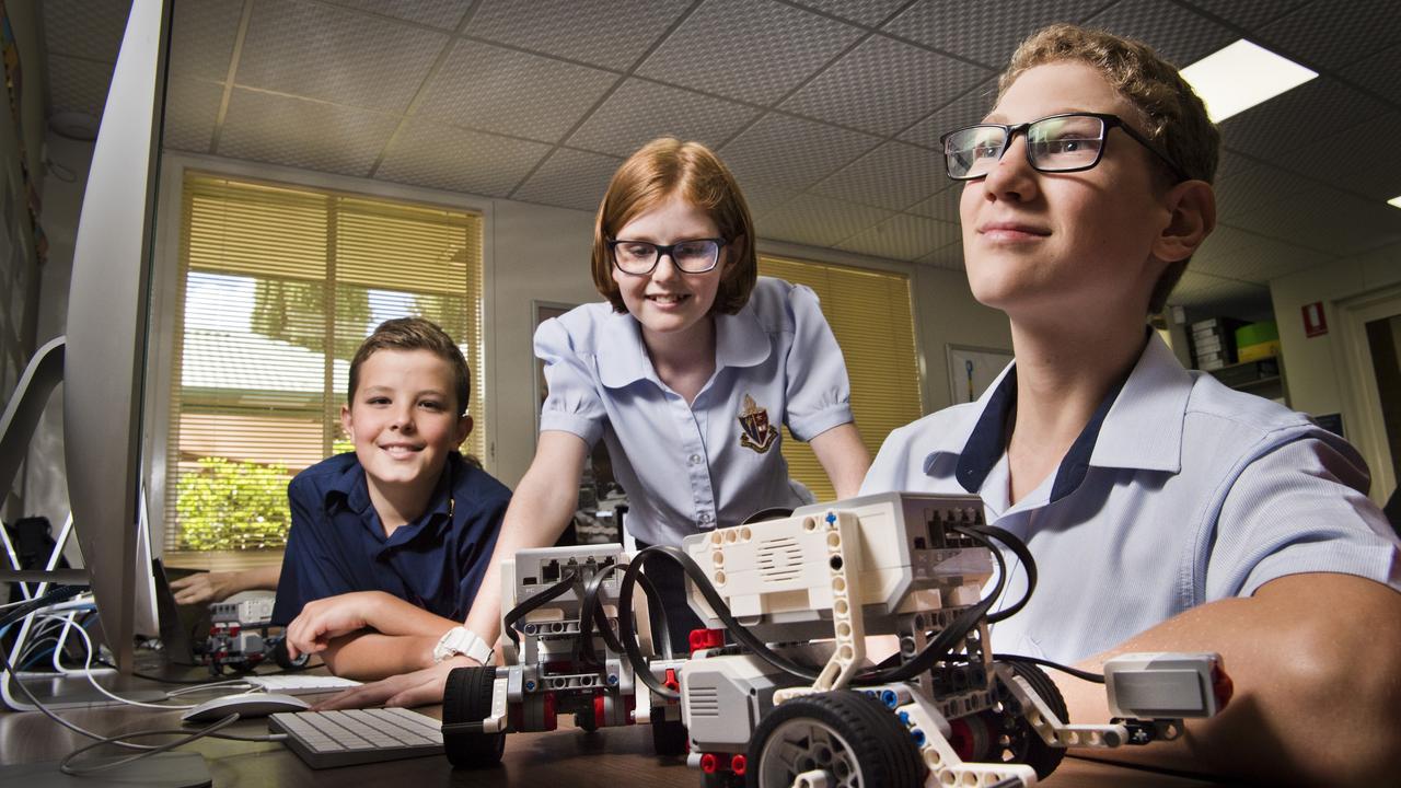 ( From left ) TAS students Jake le Roux, Mackenzie Smith and Maarten Dekeyser enjoy working with robotics. Thursday, 27th Feb, 2020.