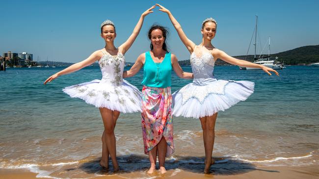 Snow Queen performers Elle Roper and Morganne Spiers with The Nutcracker artistic director Lucinda Dunn. Picture: Monique Harmer