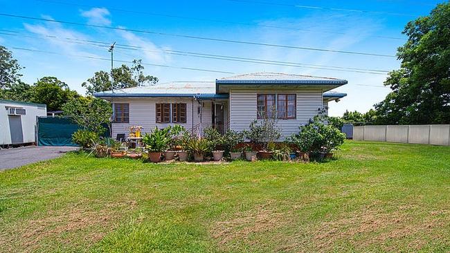 This three-bedroom property at 246 Learoyd Rd, Willawong, is for sale by negotiation.