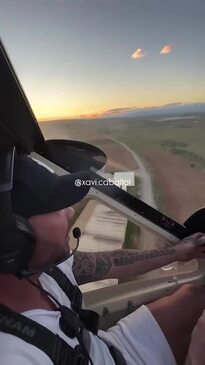 Video of influencer couple's nearly deadly plane crash