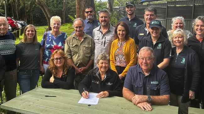 Aliison Kelly, President Friends of the Koala Inc, with Sue Ashton, Director/Chairperson, Alliance Convenor Koala Conservation Australia Ltd, Ron Land, President Port Stephens Koalas, and members in Lismore for the signing the NSW Koala Hospital Alliance (NKHA).