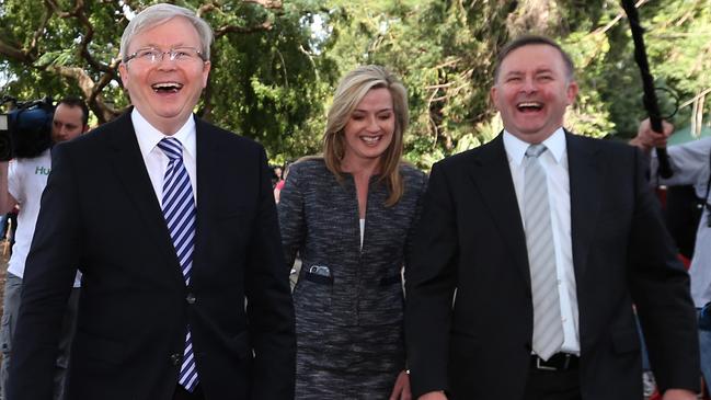 Then prime minister Kevin Rudd, local Labor candidate Fiona McNamara, and deputy PM Anthony Albanese holding a press conference at Brisbane Botanic Gardens during the 2013 federal election campaign.