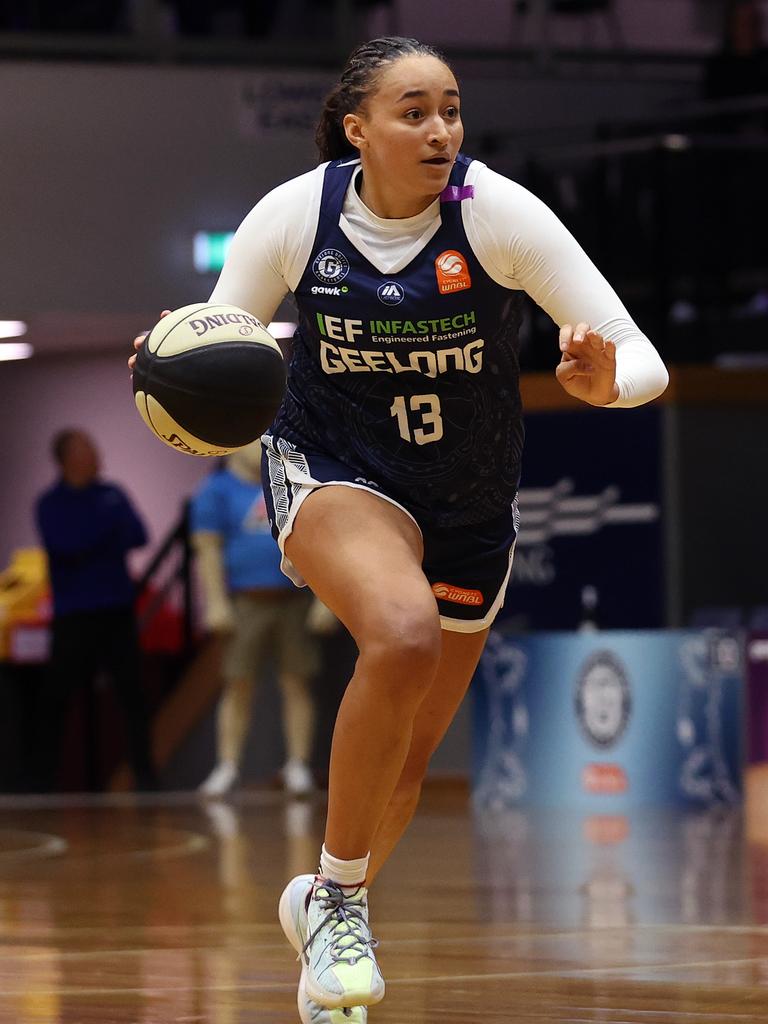 GEELONG, AUSTRALIA - OCTOBER 30: Haley Jones of Geelong United handles the ball during the round one WNBL match between Geelong United and Townsville Fire at The Geelong Arena, on October 30, 2024, in Geelong, Australia. (Photo by Kelly Defina/Getty Images)