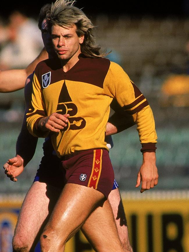 Capper playing for the Brisbane Bears in 1988. Picture: Getty