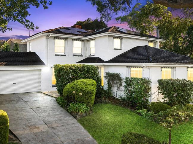 11 Yatama Court, Mount Waverley - for herald sun real estate